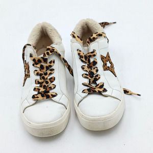 R2 Fluffy White Star Sneaker‎ Size 7